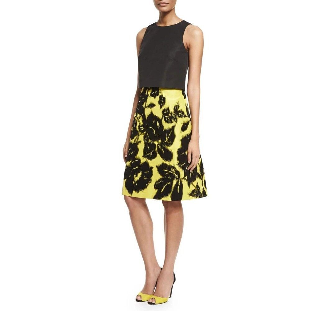 $3,490 Carolina Herrera Sleeveless Tromp L'oeil Dress Size: 4 YELLOW BLACK - Picture 2 of 11